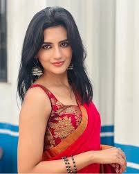 Nivaashiyni Krishnan